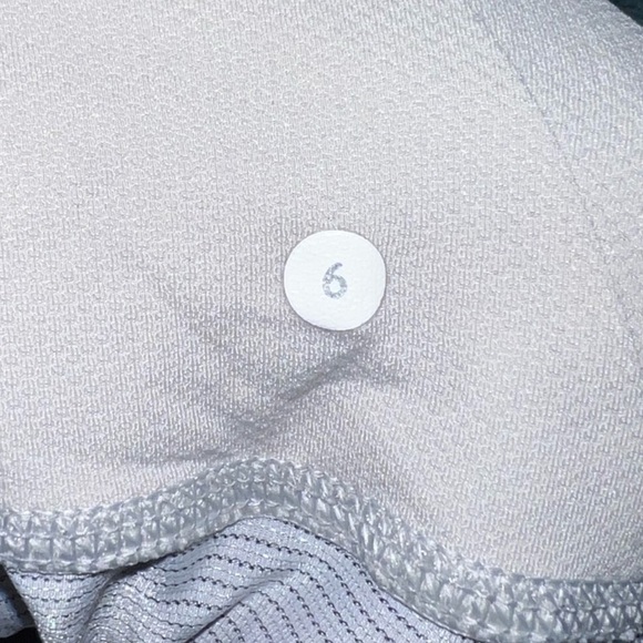 Lululemon Hustle & Bustle Tank Top 6 Grey Striped Drawcord Waist Cinch Athletic - Picture 8 of 15